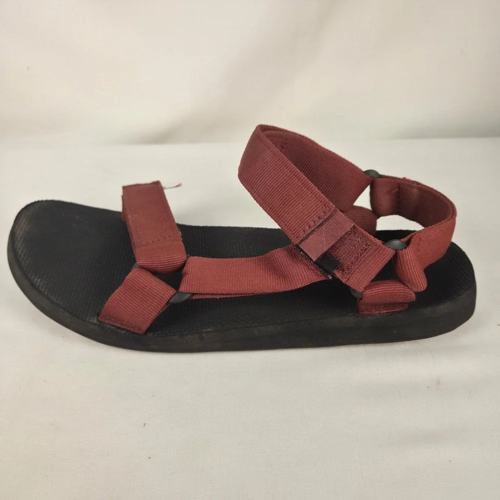 Teva Classic Original Universal Mens Walking Sandals in Bugandy Mens US Size 10